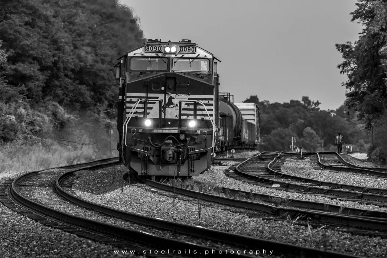 NS 8090 GE ES44AC