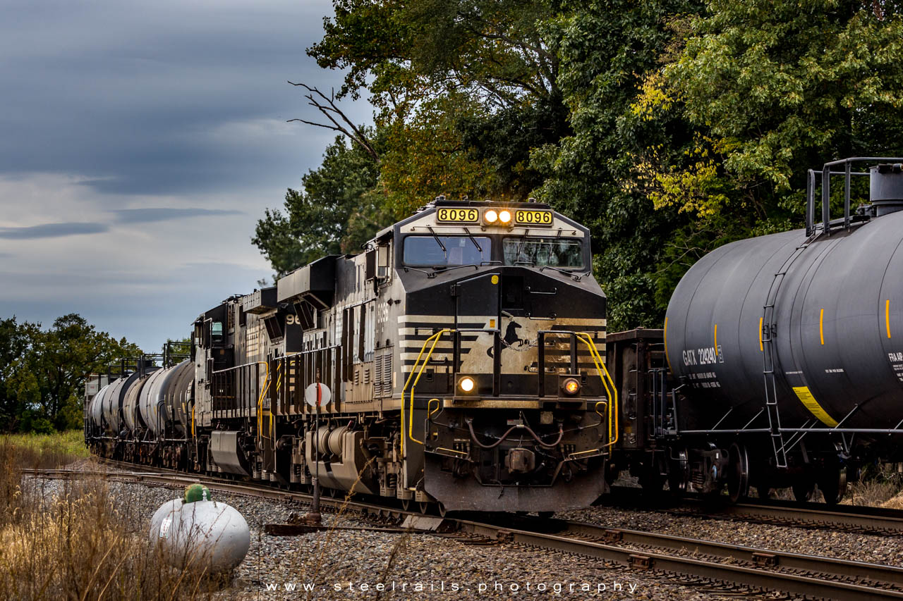 NS 8096 GE ES44AC