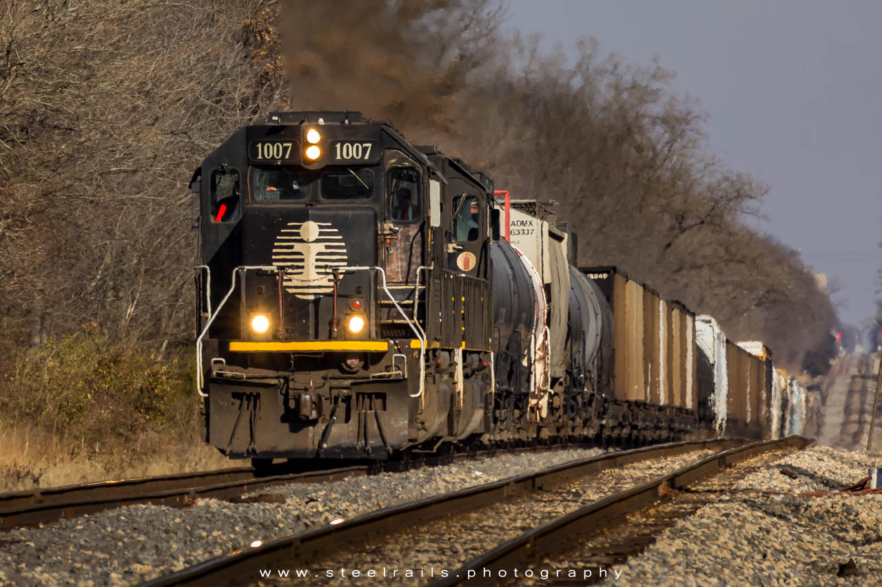 Canadian National, IC 1007 EMD SD70