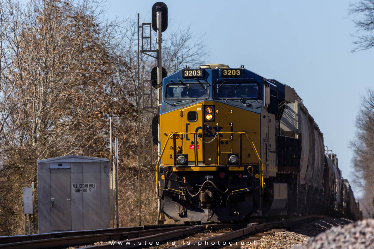 CSXT 3203 GE ES44AH